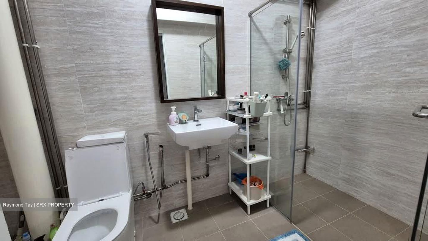 Blk 230H Tampines Street 21 (Tampines), HDB Executive #557273311